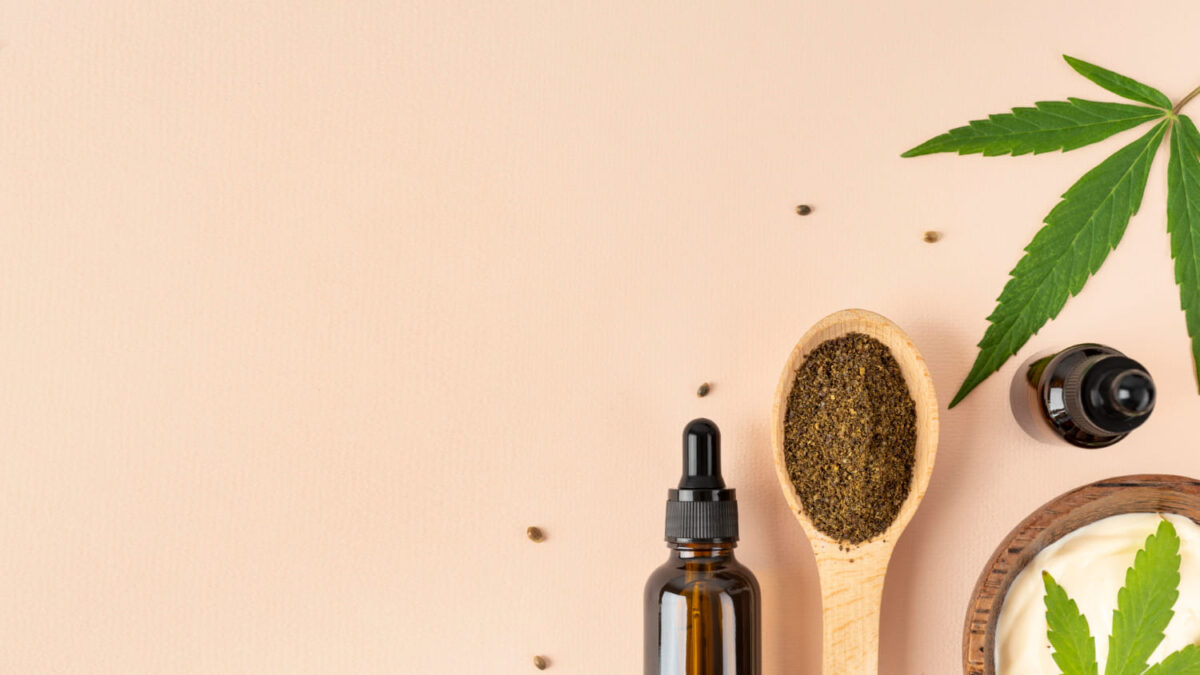 arrangement produits cannabis biologique espace copie (1)